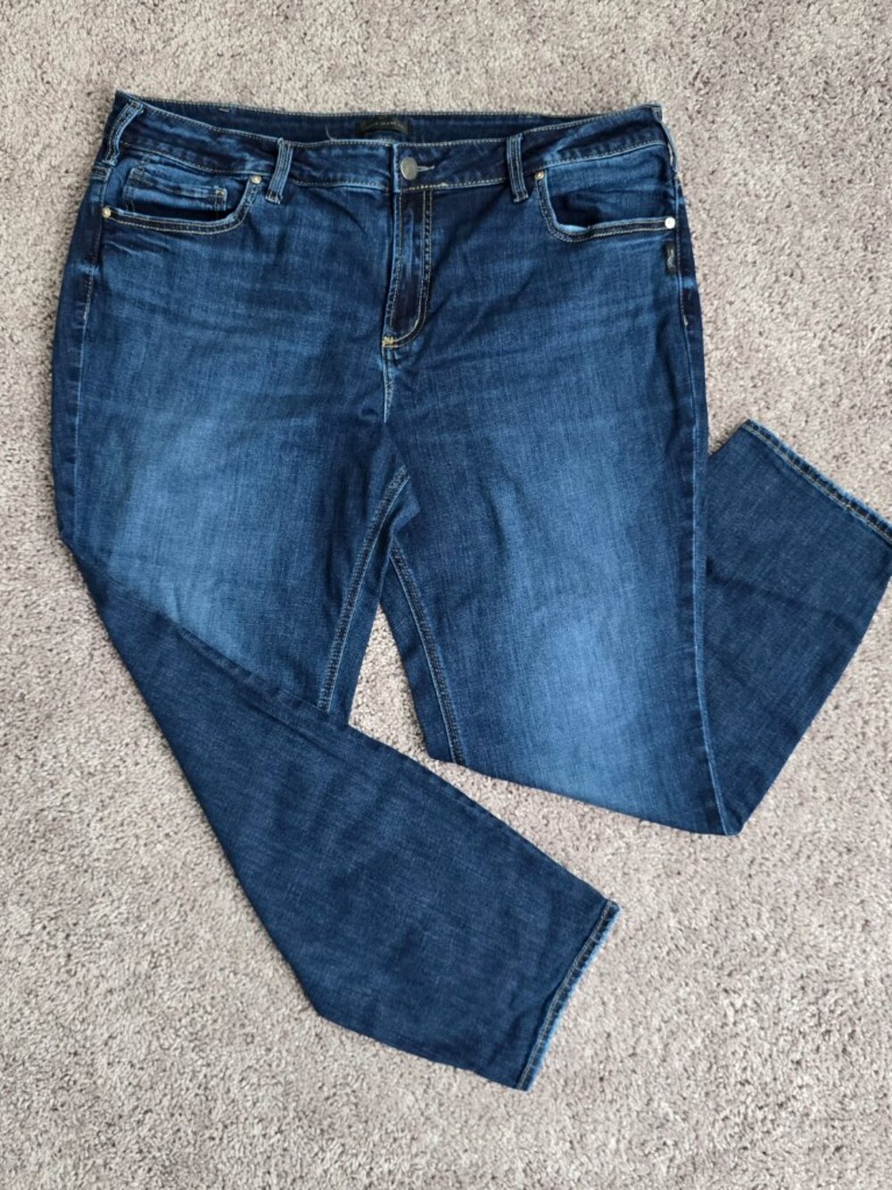 Silver Jeans Co Suki Straight Leg Jeans Womens 22W x 29 Curvy Mid Rise Plus Size